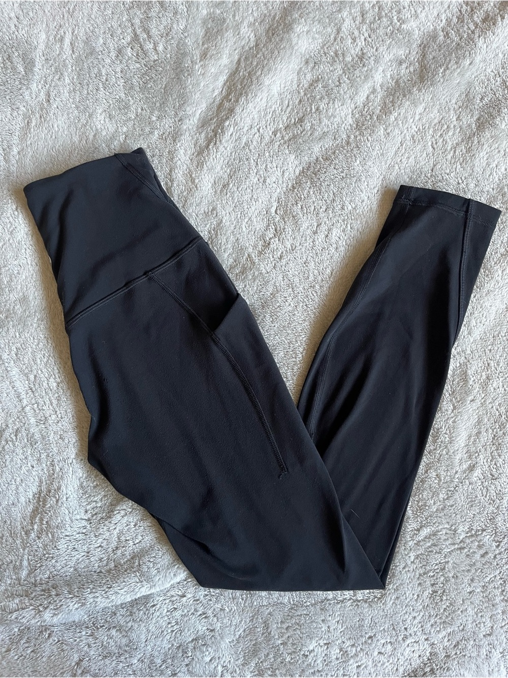 Lululemon Align High Rise Leggings with Pockets 25" size 4 in Black